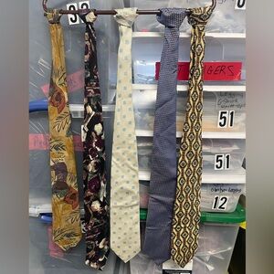 Elegant Men's Designer Silk Tie Collection (5) - Assorted Colors